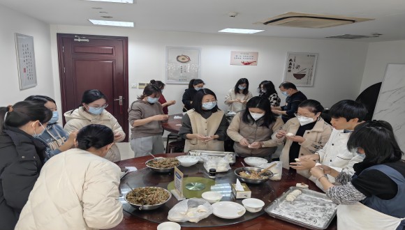 【城建新聞】歲寒隆冬至，煮餃話團(tuán)圓—浙江城建開展冬至包餃子活動